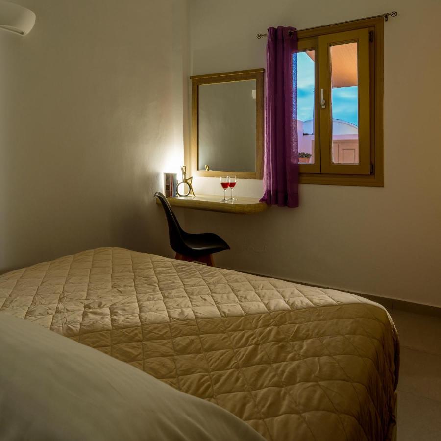 Apartament Heart Of Oia - Private House With Jacuzzi Zewnętrze zdjęcie